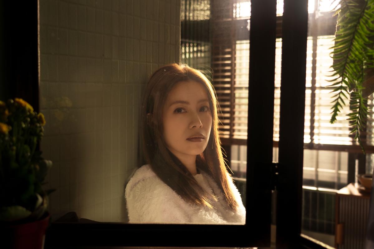 徐懷鈺〈幸好〉MV上線 跨時空對話自我 攜「小YUKI」回望成長學會和解